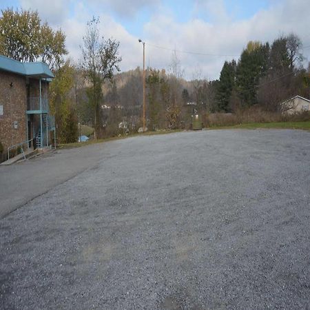 Budget Inn Of Tazewell County Pounding Mill Exterior photo